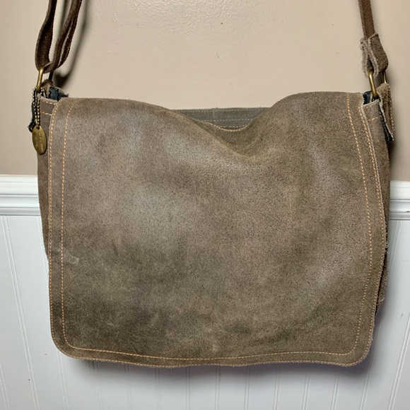David King Distressed Leather Brown Large Full Flap Messenger Bag - Picture 2 of 10